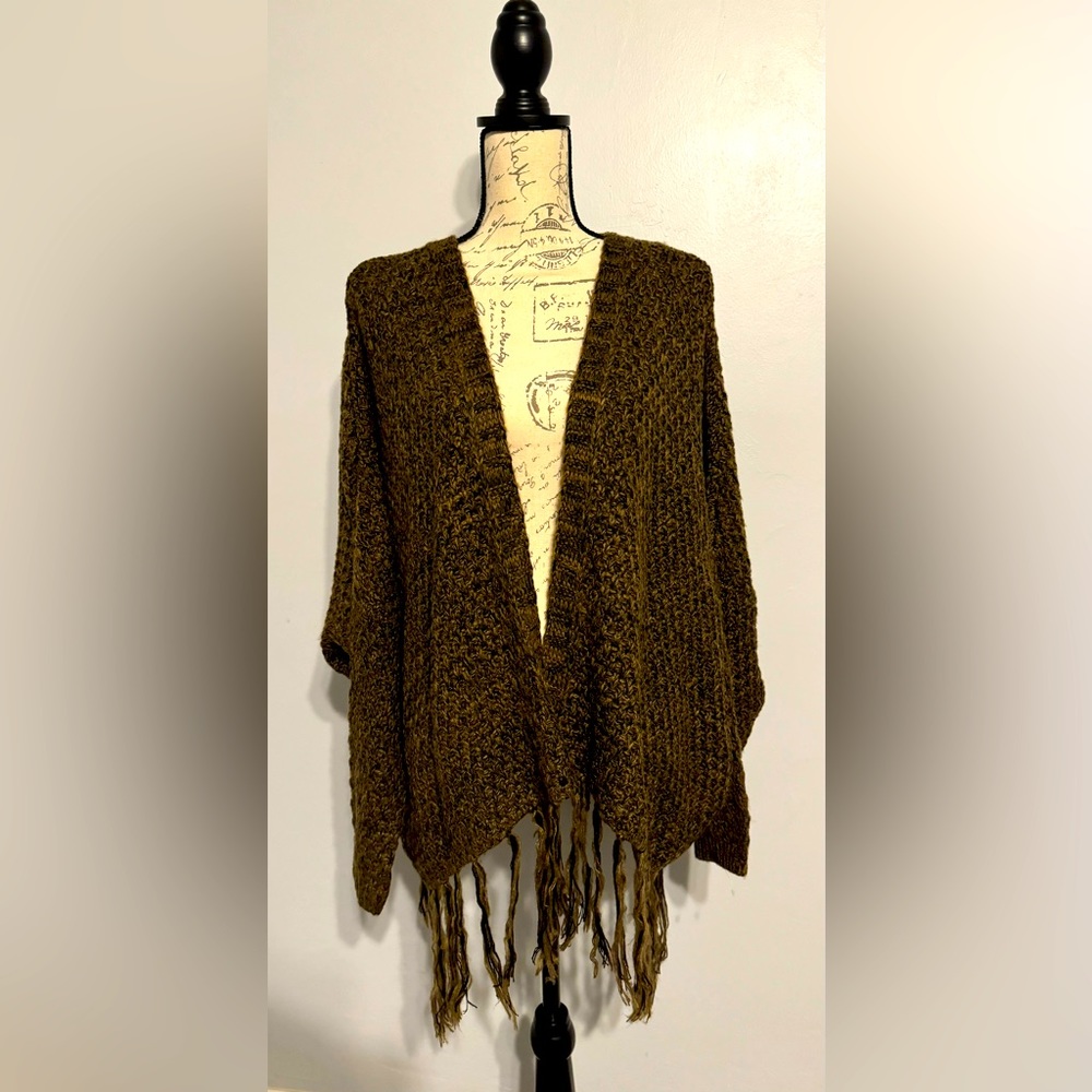🆕 CECICO OVERSIZED FRINGE CARDIGAN